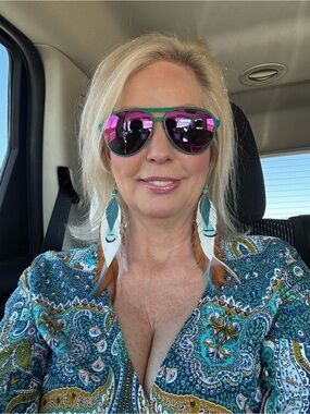 Women’s clothing , shoes,boots, purses, accessories.